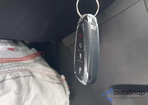 2020 Chevrolet Trax Fwd Lt из США, поврежденный, VIN KL7CJLSB3LB019917